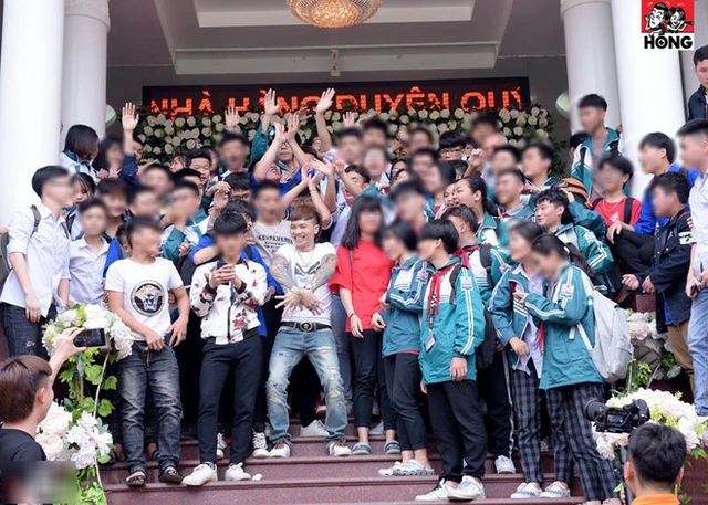 Vì sao Khá Bảnh, Phúc XO hot trên mạng? ảnh 1